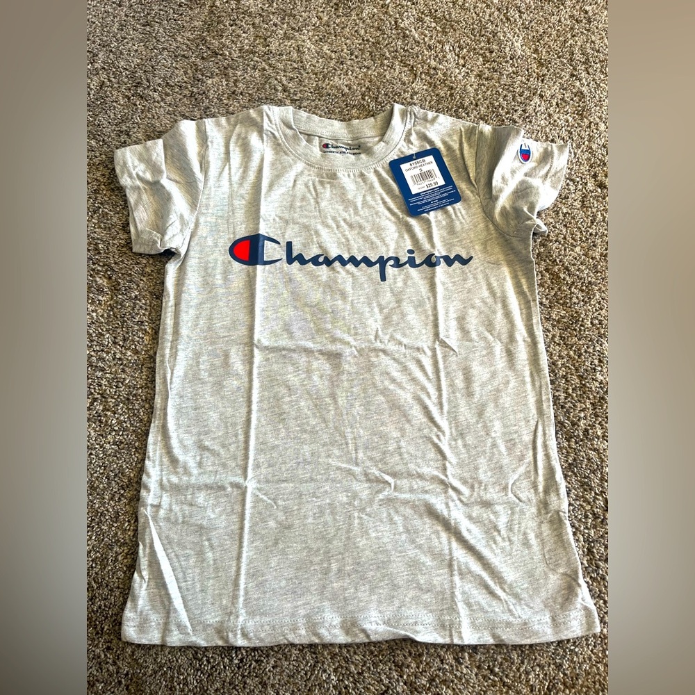 Champion T-shirt Size Small